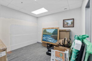 20 web or mls 2405 st laurent blvd