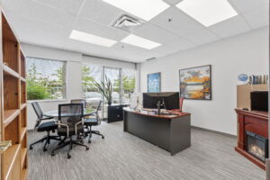 9 web or mls 2405 st laurent blvd