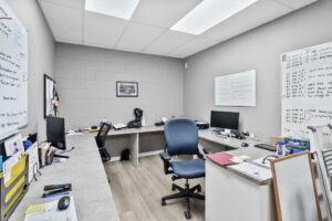 33 web or mls 1228 old innes rd