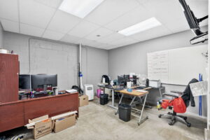35 web or mls 1228 old innes rd