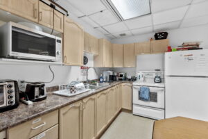 62 web or mls 1228 old innes rd