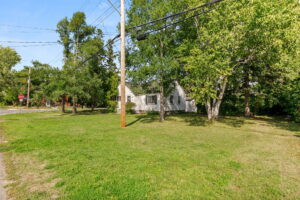 12 web or mls 423 ancaster ave