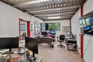 14 web or mls 1501 sieveright ave