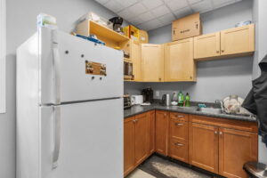 27 web or mls 1054 gillan rd