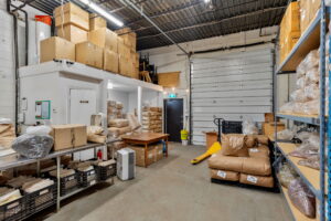 37 web or mls 1501 sieveright ave