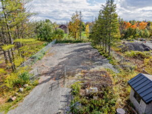 13 web or mls 2548 leitrim rd