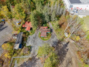18 web or mls 2548 leitrim rd