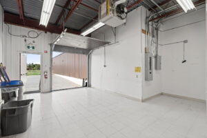 24 web or mls 2181 thurston dr