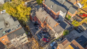 39 web or mls 412 maclaren st