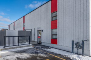 2 web or mls 2550 del zotto ave