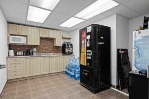 24 web or mls 2550 del zotto ave