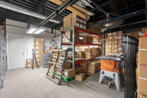 32 web or mls 2550 del zotto ave