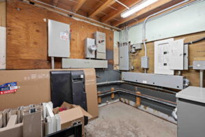 34 web or mls 2550 del zotto ave