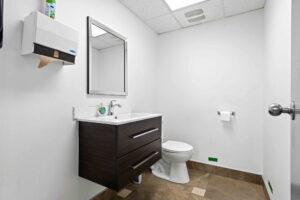 8 web or mls 2550 del zotto ave