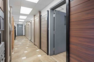 9 web or mls 2550 del zotto ave