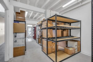 17 web or mls 5330 canotek rd 17