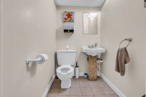 22 web or mls 5330 canotek rd 17