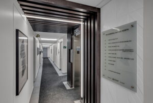 4 web or mls 376 churchill ave n