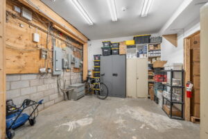 15 web or mls 1235 newmarket st 6