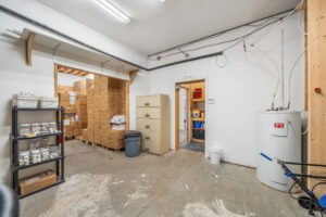 16 web or mls 1235 newmarket st 6