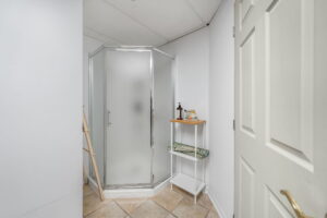 35 web or mls 1235 newmarket st 6