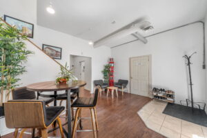 5 web or mls 1235 newmarket st 6