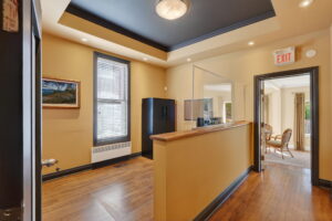 12 web or mls 464 somerset st w