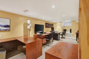 35 web or mls 464 somerset st w