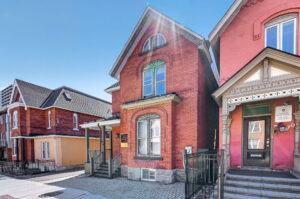 4 web or mls 464 somerset st w