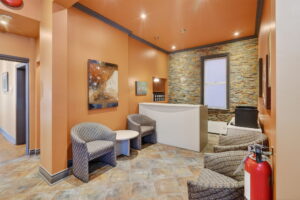 8 web or mls 464 somerset st w