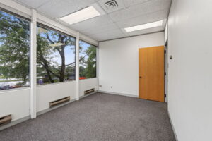 17 web or mls 1956 robertson rd 201