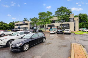 3 web or mls 1956 robertson rd 201
